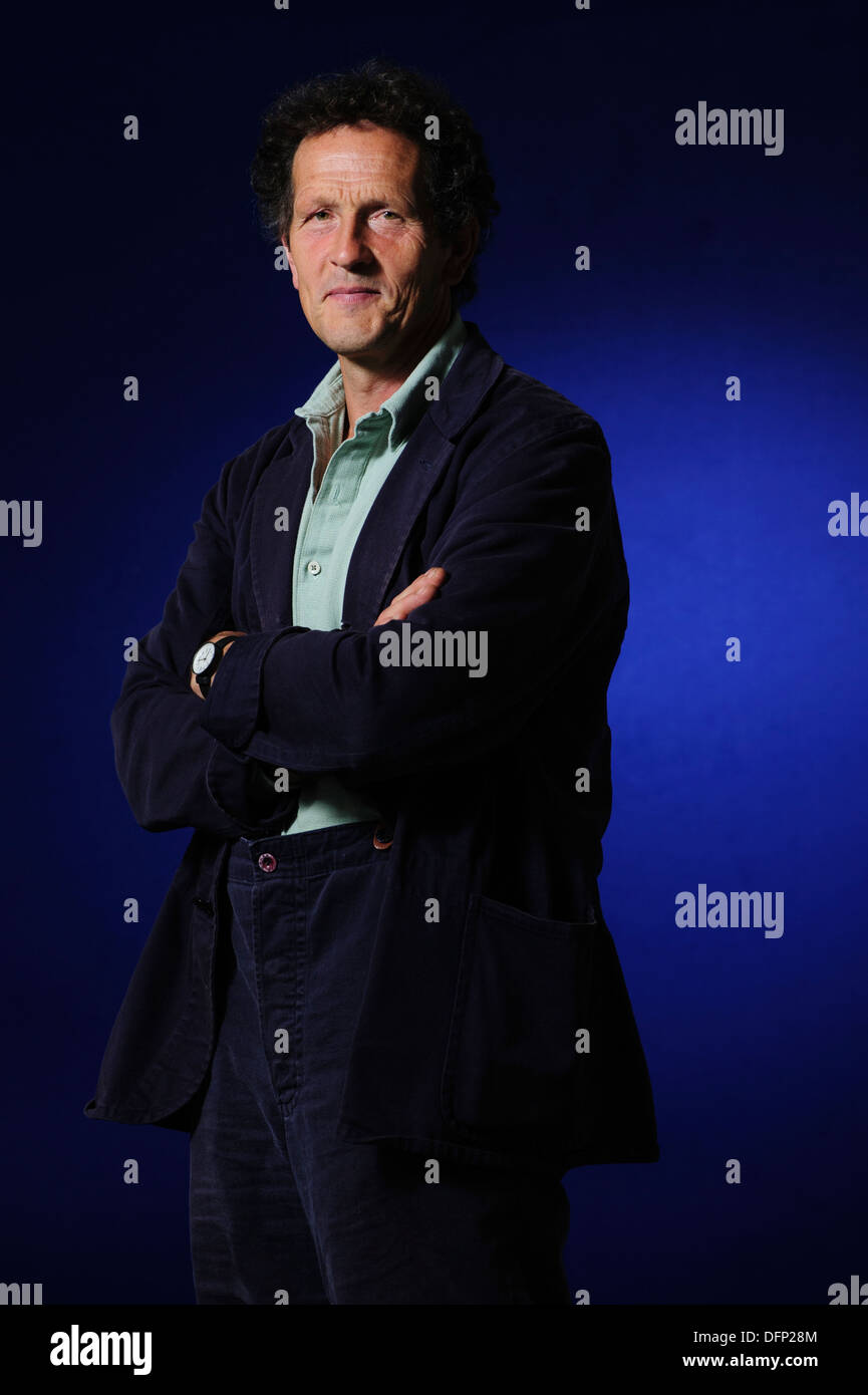 Monty Don, televisione britannica presenter, lo scrittore e oratore in orticoltura, frequentando la Edinburgh Book Festival 2013. Foto Stock