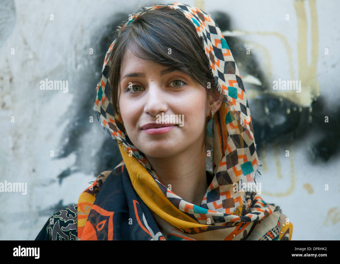 Giovane e bella donna curda, Palangan, Iran Foto Stock