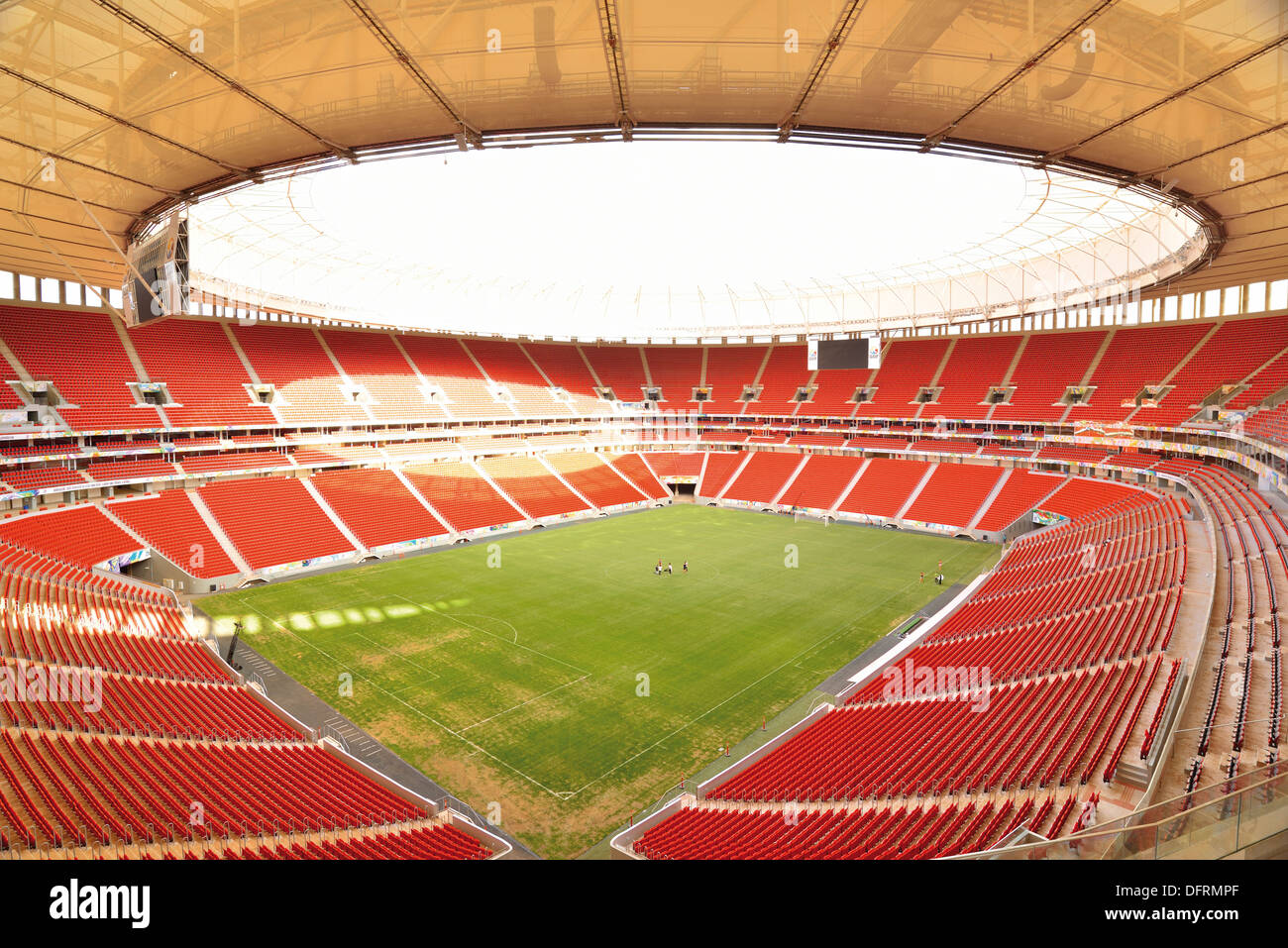 Il Brasile, Brasilia: vista interna della Coppa del Mondo di calcio Stadion Mané Garrincha Foto Stock