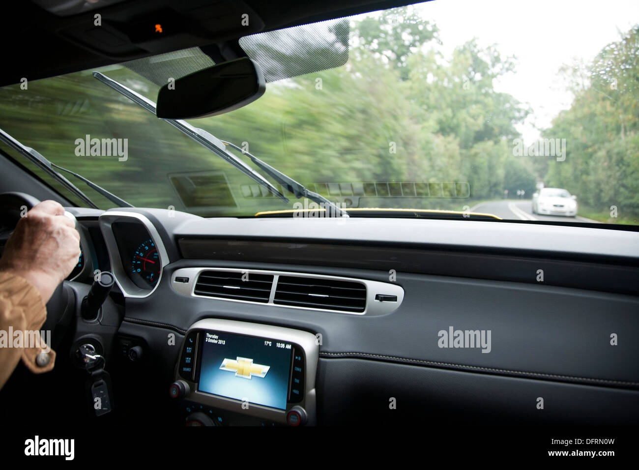 Chevrolet Camaro V8 presso la società di costruttori di automobili e di commercianti (SMMT) giorno di prova Foto Stock