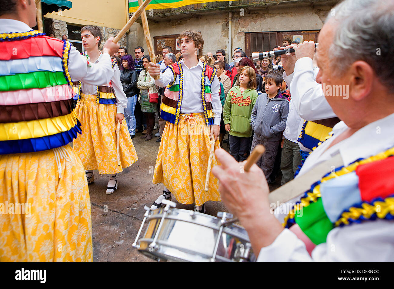 'Danza de los Zancos' folk dance,senza palafitte,Anguiano, La Rioja, Spagna Foto Stock