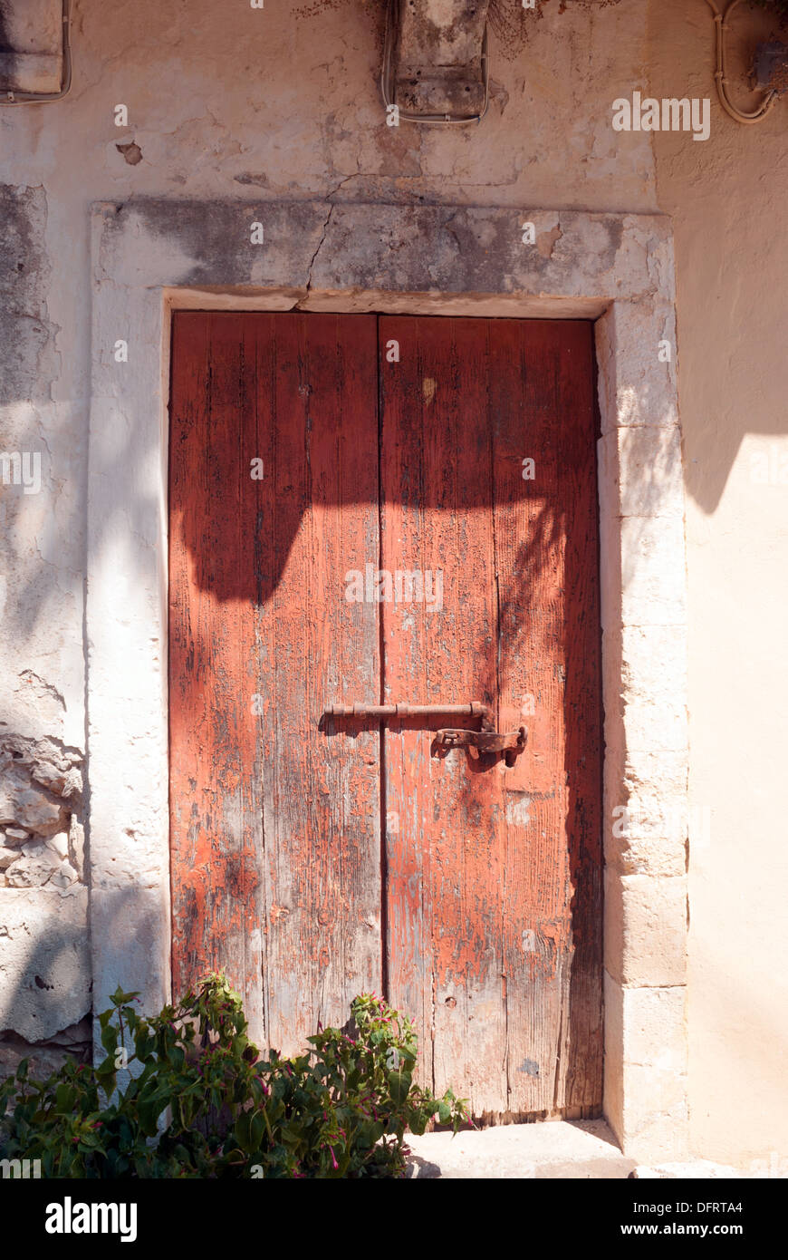 Tradizionale porta greca sull isola di Lefkada island, Grecia Foto Stock