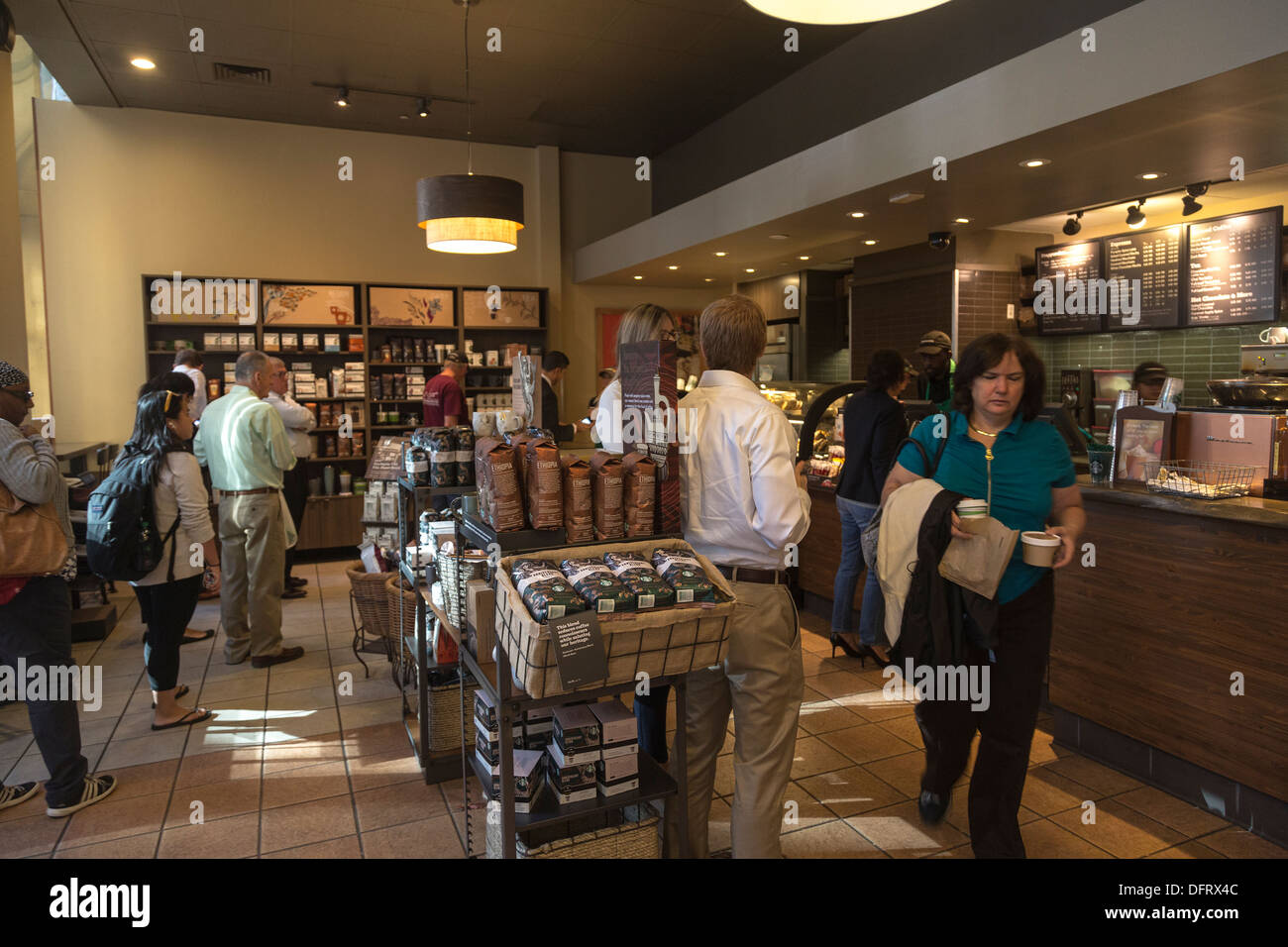 Starbucks Cafe, S 16th Street, Philadelphia, Pennsylvania, STATI UNITI D'AMERICA Foto Stock