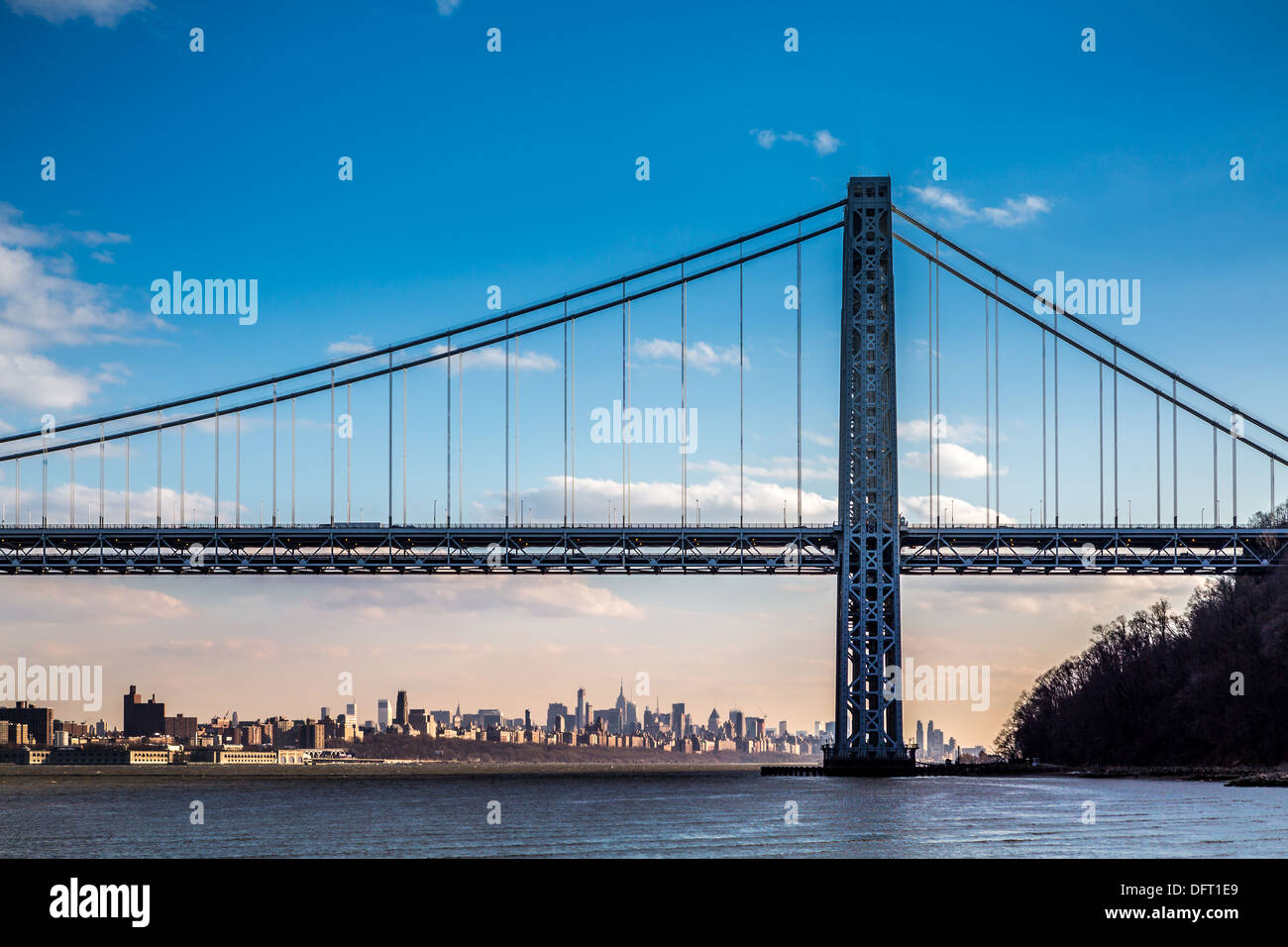George Washington Bridge spanning del fiume Hudson, New York Foto Stock