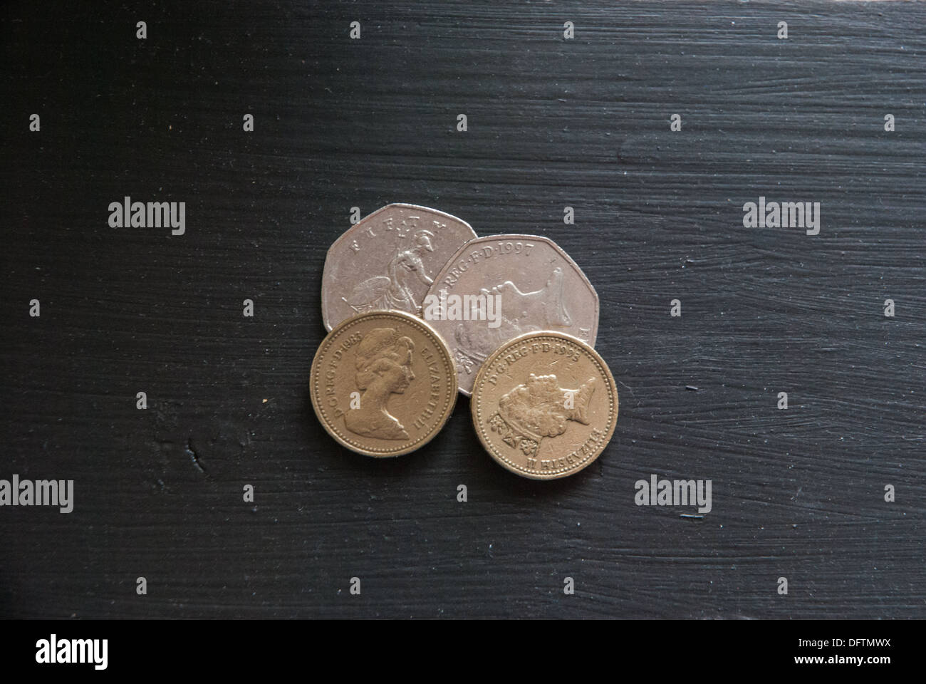 Monete, libbre, cinquanta pence Foto Stock