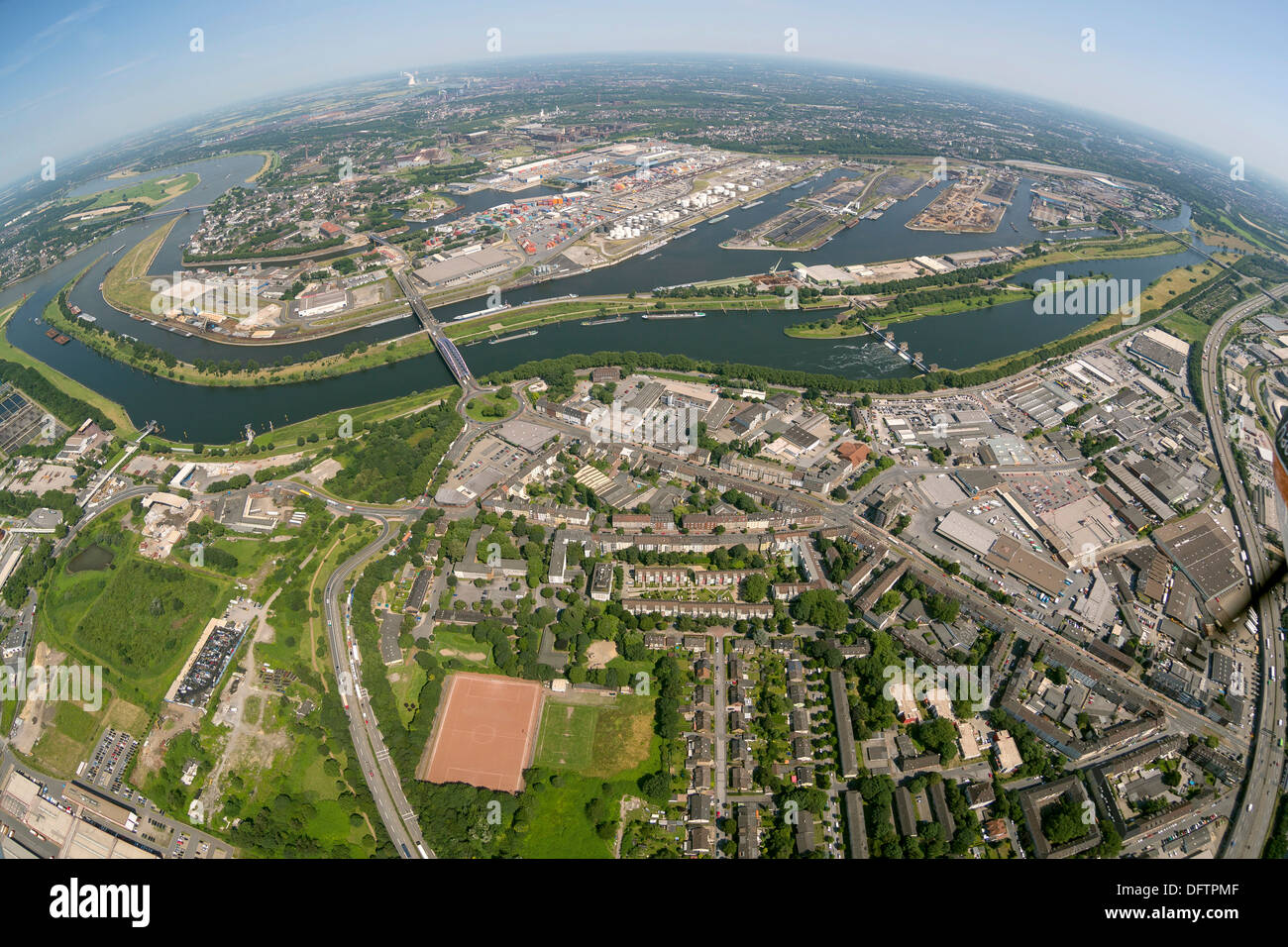 Vista aerea, porto di Duisburg, Duisport, Duisburg, distretto della Ruhr, Nord Reno-Westfalia, Germania Foto Stock