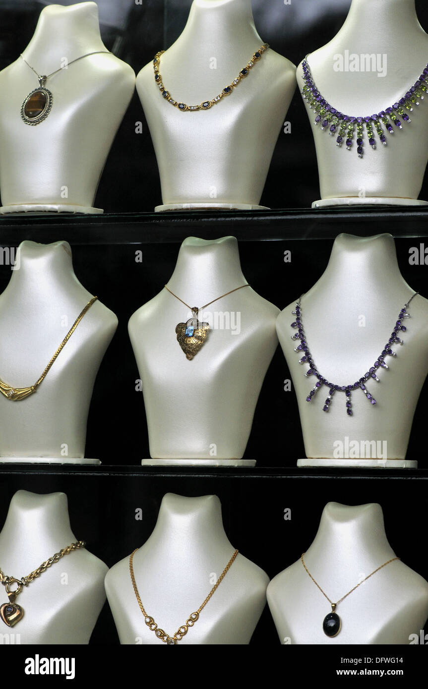 Sri lanka jewellery shop immagini e fotografie stock ad alta risoluzione -  Alamy