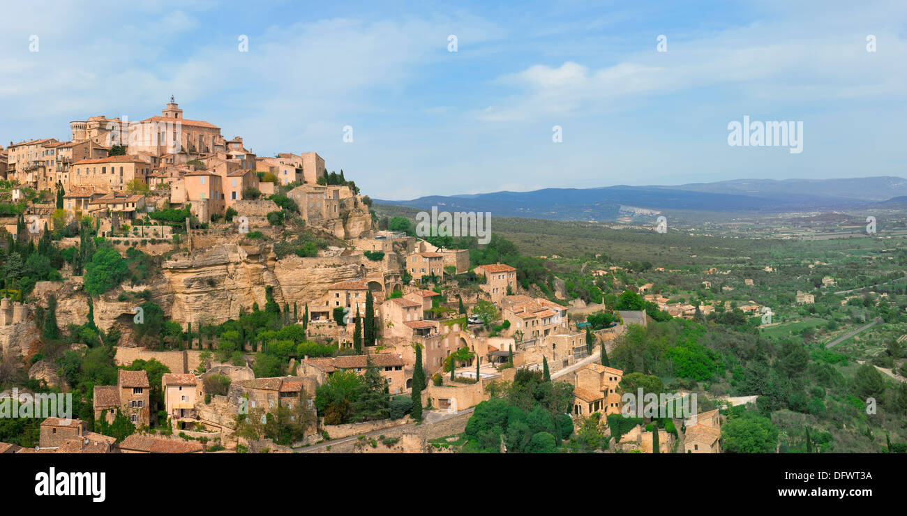 Vista su Gordes village, Vaucluse Provence, Francia Foto Stock