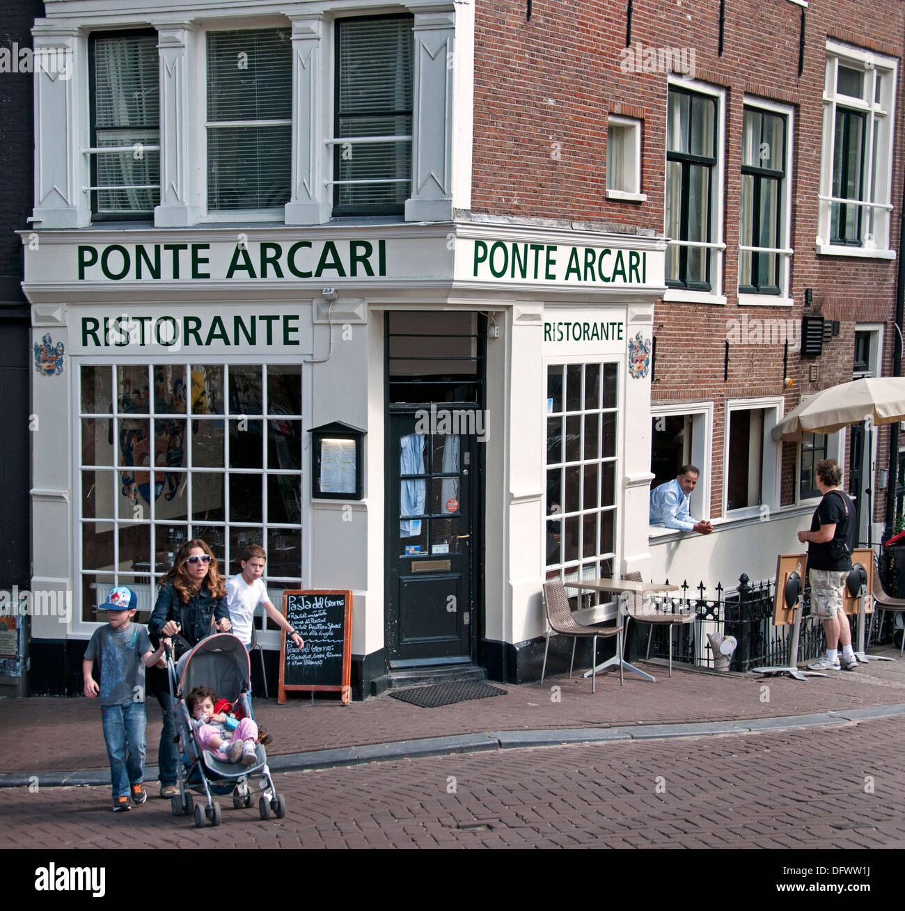 Il ristorante italiano Ponte Arcari Amsterdam Herengracht Amsterdam Paesi Bassi canal house Foto Stock