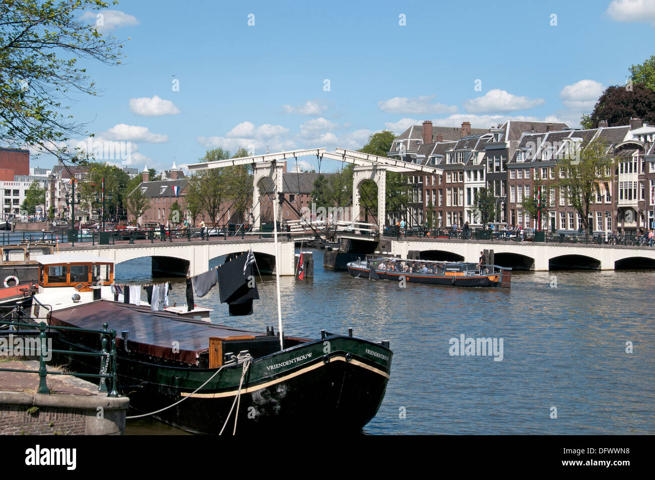 Amsterdam fiume Amstel Magere Brug Ponte Paesi Bassi Foto Stock