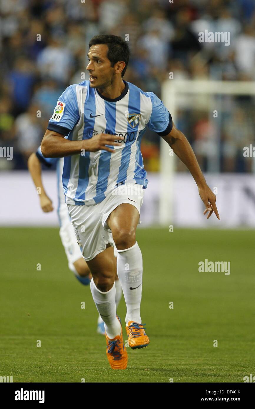 Malaga, Spagna, 4 ottobre 2013. 4° Ott, 2013. Roque Santa Cruz (Malaga) Calcio : Spagna " Liga Española" corrispondono tra Malaga e Osasuna, presso la Rosaleda stadio in Spagna a Malaga, Ottobre 4, 2013 . © AFLO/Alamy Live News Foto Stock