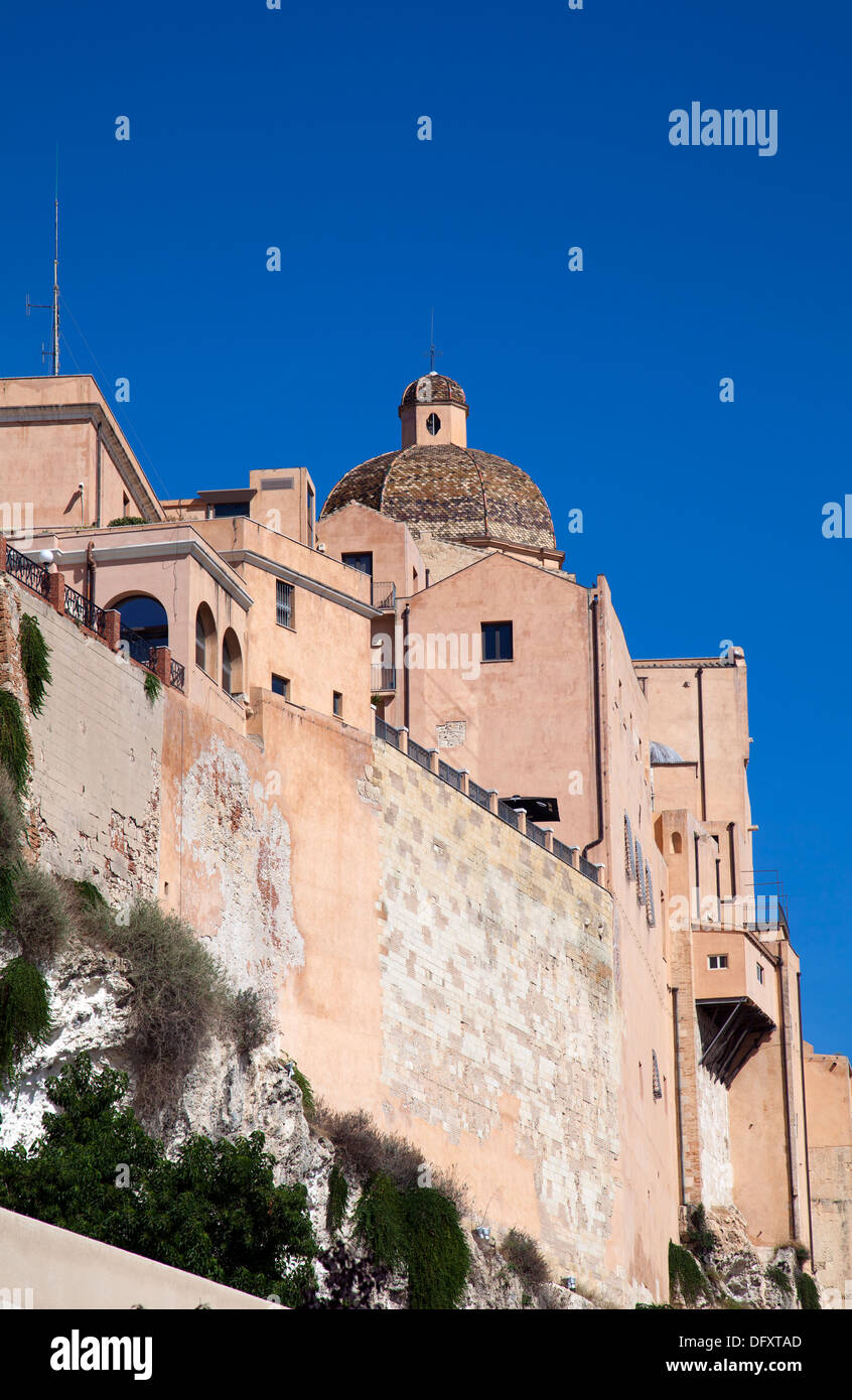 Cattedrale di Cagliari e Castello di parete in Cagliari - Sardegna Foto Stock