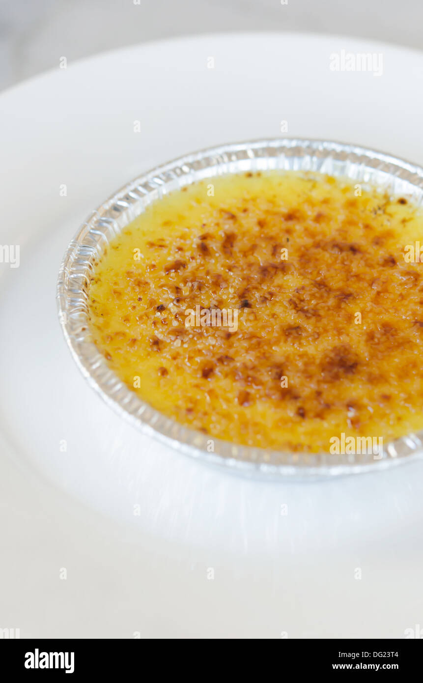 Dolce caramellato crema inglese , francese dessert - creme brulee Foto Stock