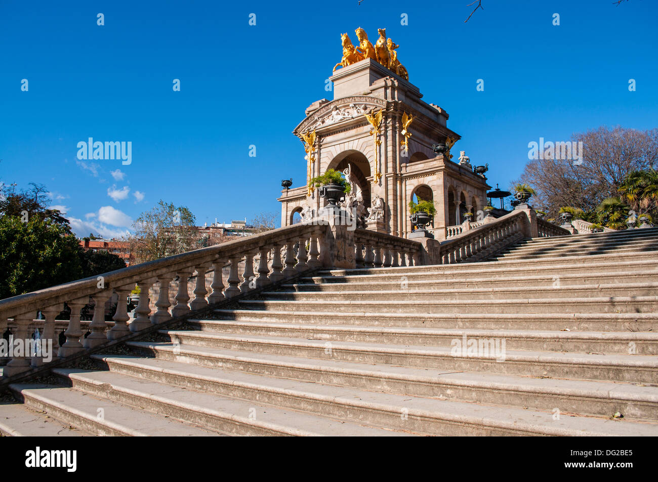 Cascada del Parque de la Ciudadela diseñado por Josep Fontseré y Antoni Gaudí, Barcellona Catalunya Foto Stock