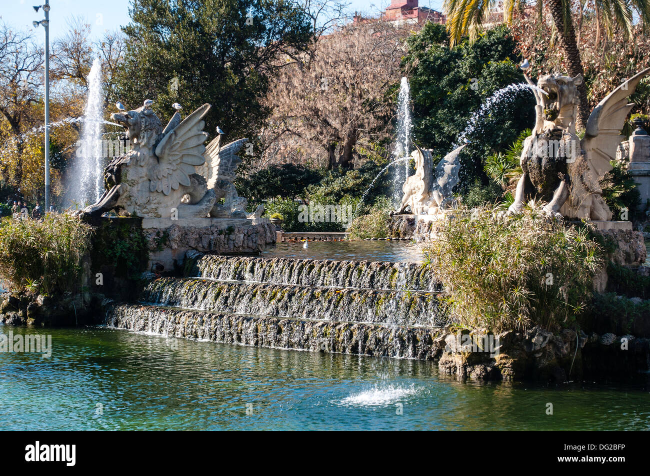 Cascada del Parque de la Ciudadela diseñado por Josep Fontseré y Antoni Gaudí, Barcellona Catalunya Foto Stock