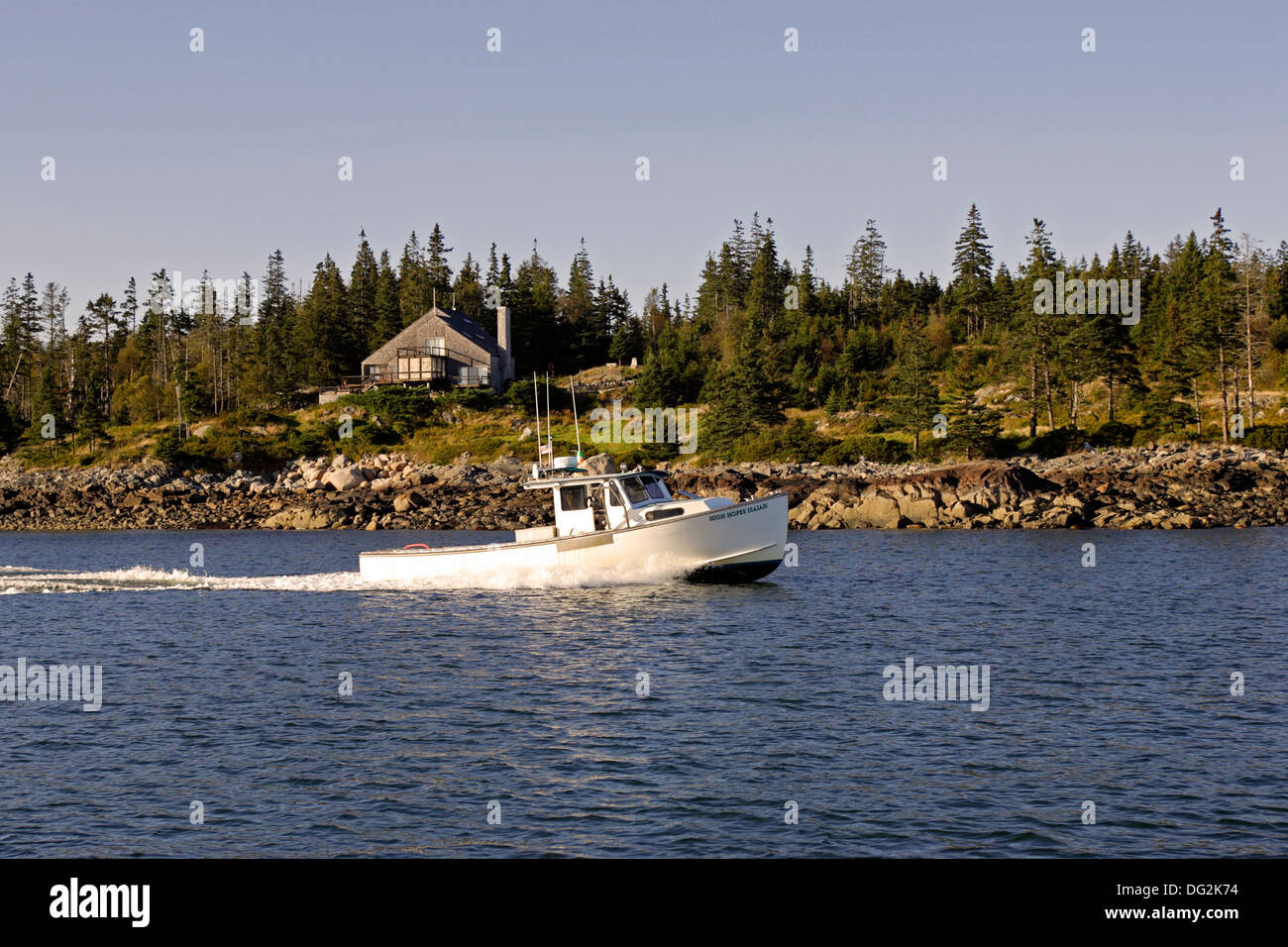 Lobster Boat Fox isola strada transitabile Penobscott Bay costa del Maine New England USA Foto Stock