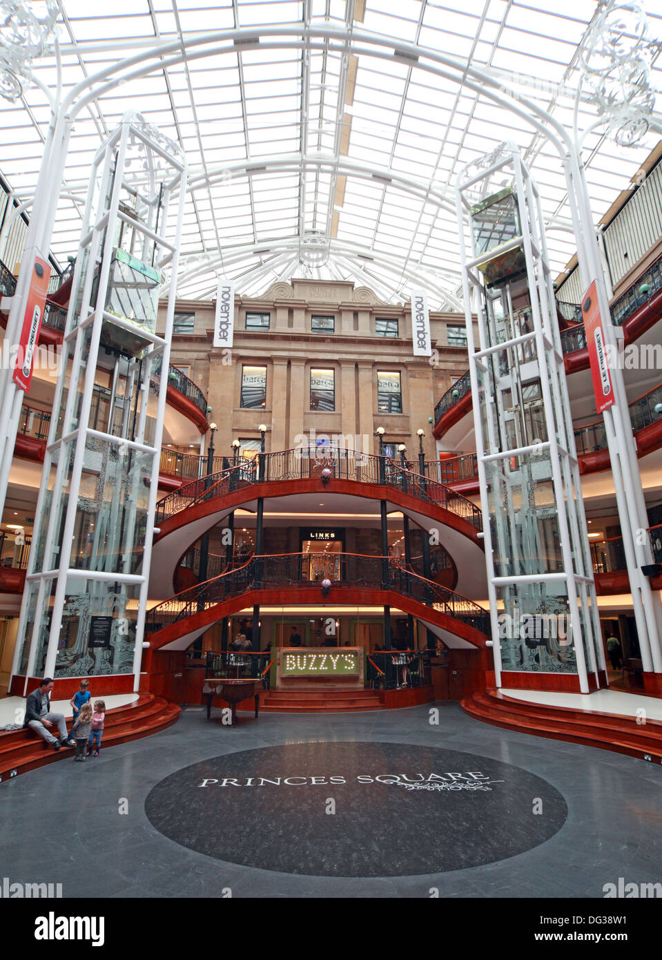 Buzzys Princes Square Shopping Center interno Glasgow City Centre Strathclyde Scotland Regno Unito Foto Stock