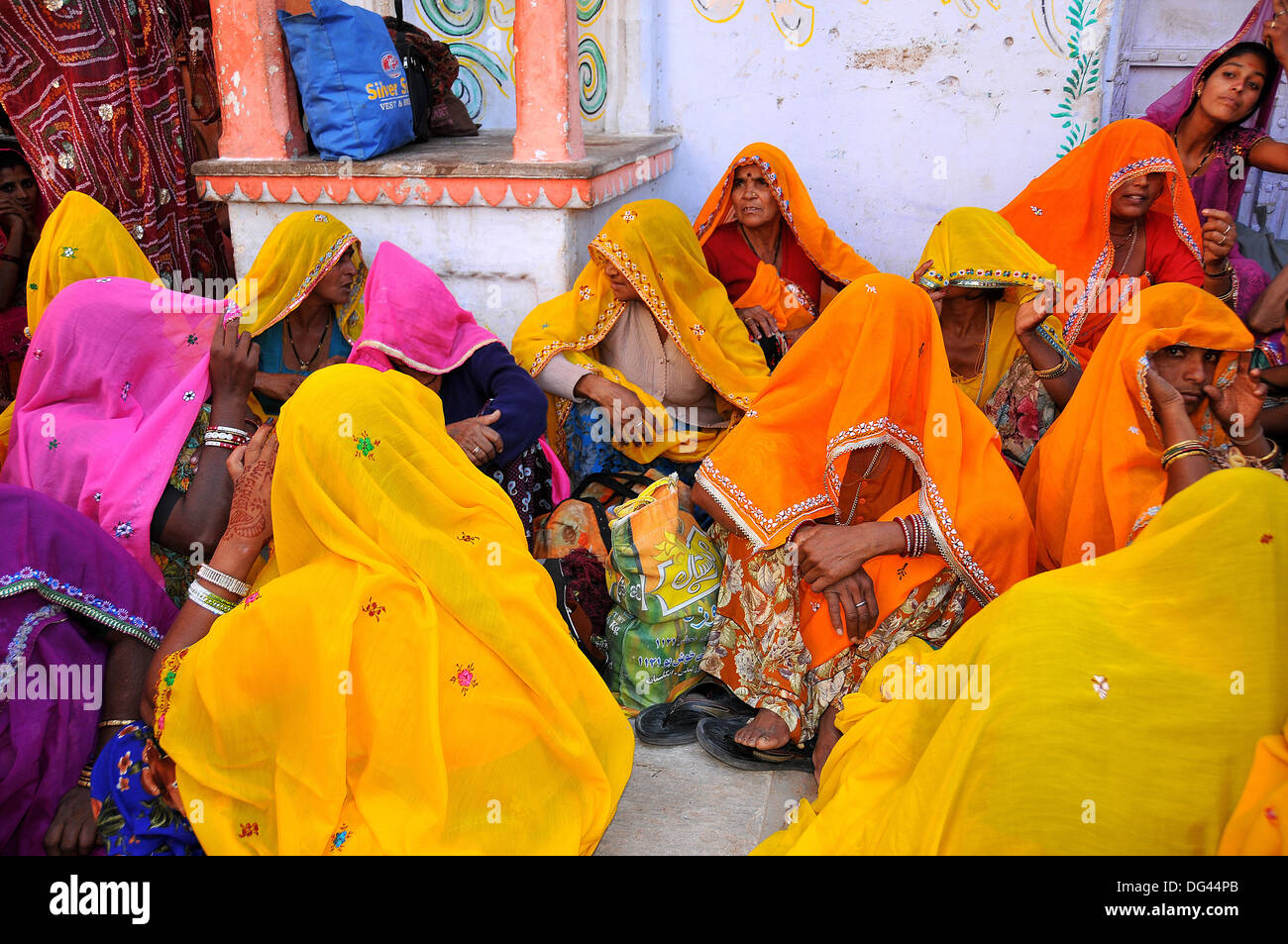 Rajasthani donne, Pushkar, Rajasthan, India, Asia Foto Stock