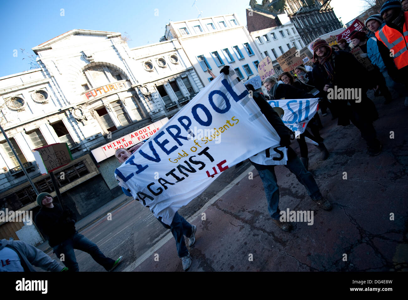Liverpool UK Student finanziamento marcia di protesta Foto Stock