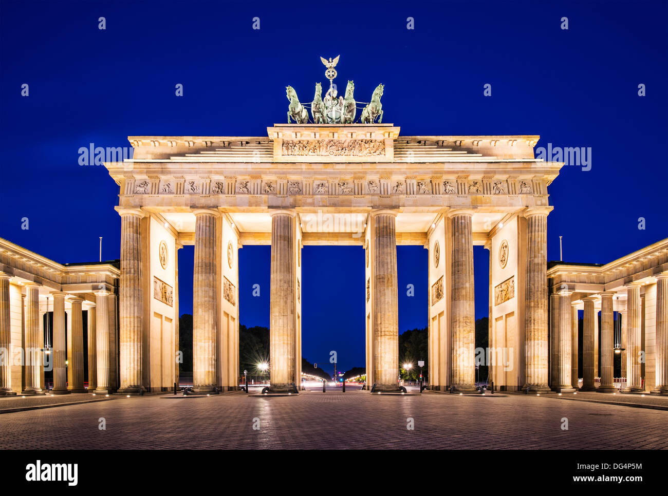 La Porta di Brandeburgo a Berlino, Germania. Foto Stock