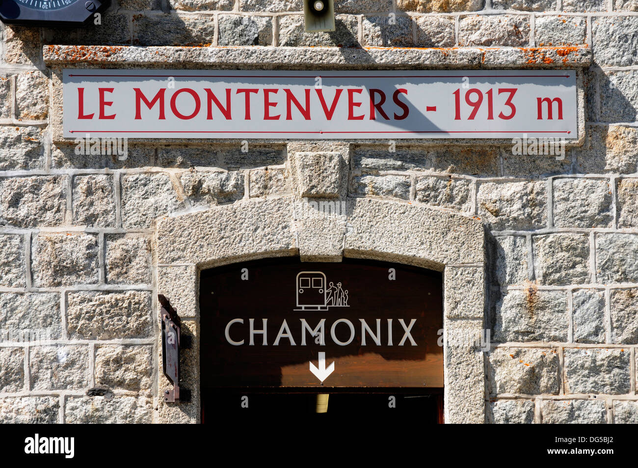 Montenvers funicolare dalla stazione ferroviaria, Chamonix, Francia Foto Stock