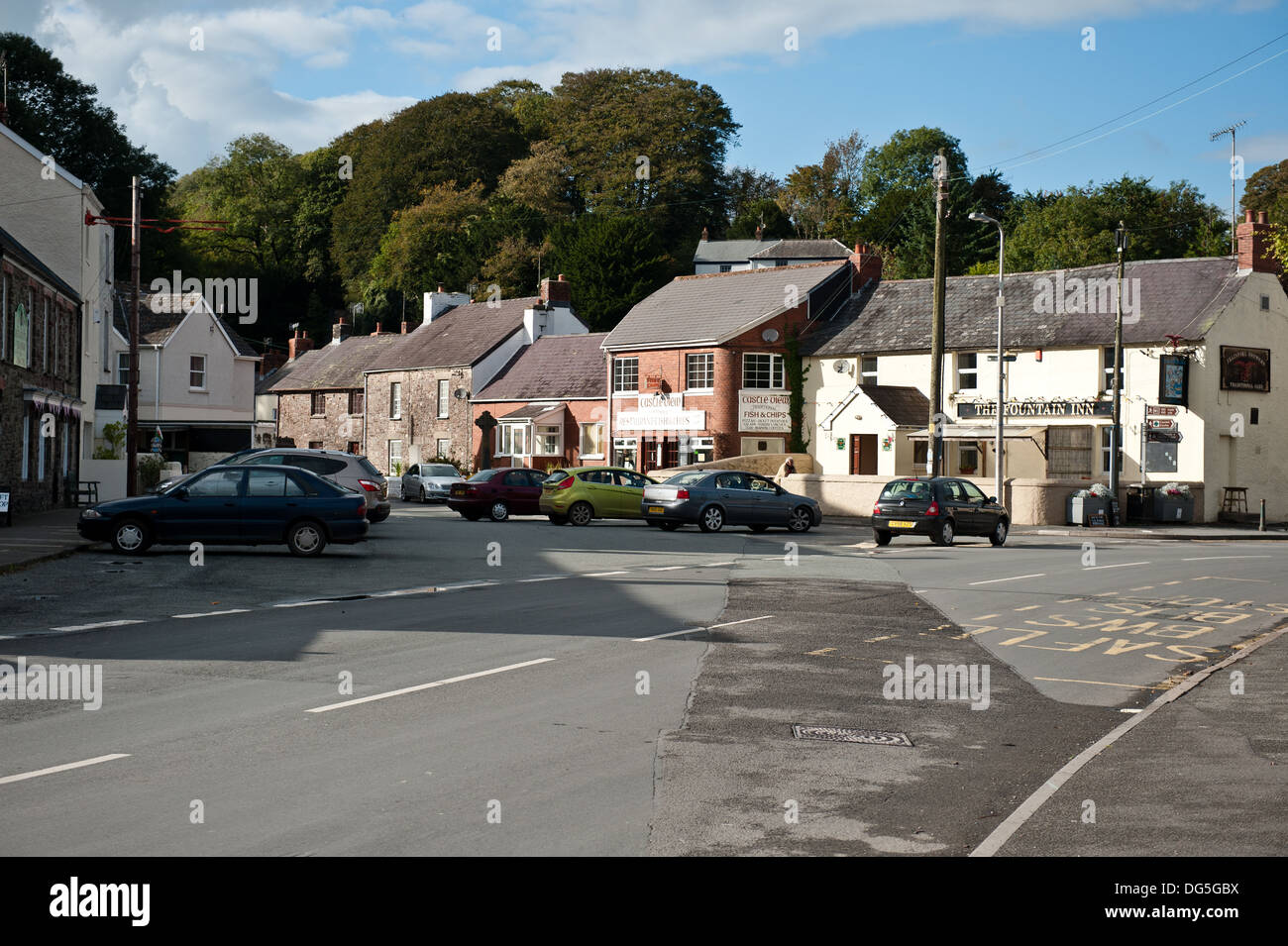 Una vista della città di Laugharne, ha luogo di nascita di Dylan Thomas, Wales, Regno Unito Foto Stock