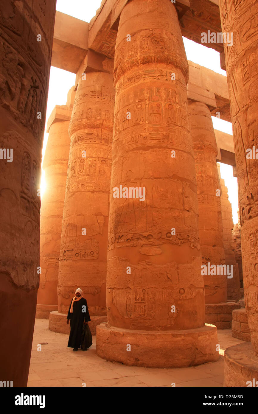 Grande Hypostyle Hall, Tempio di Karnak complessa, Luxor, Egitto Foto Stock