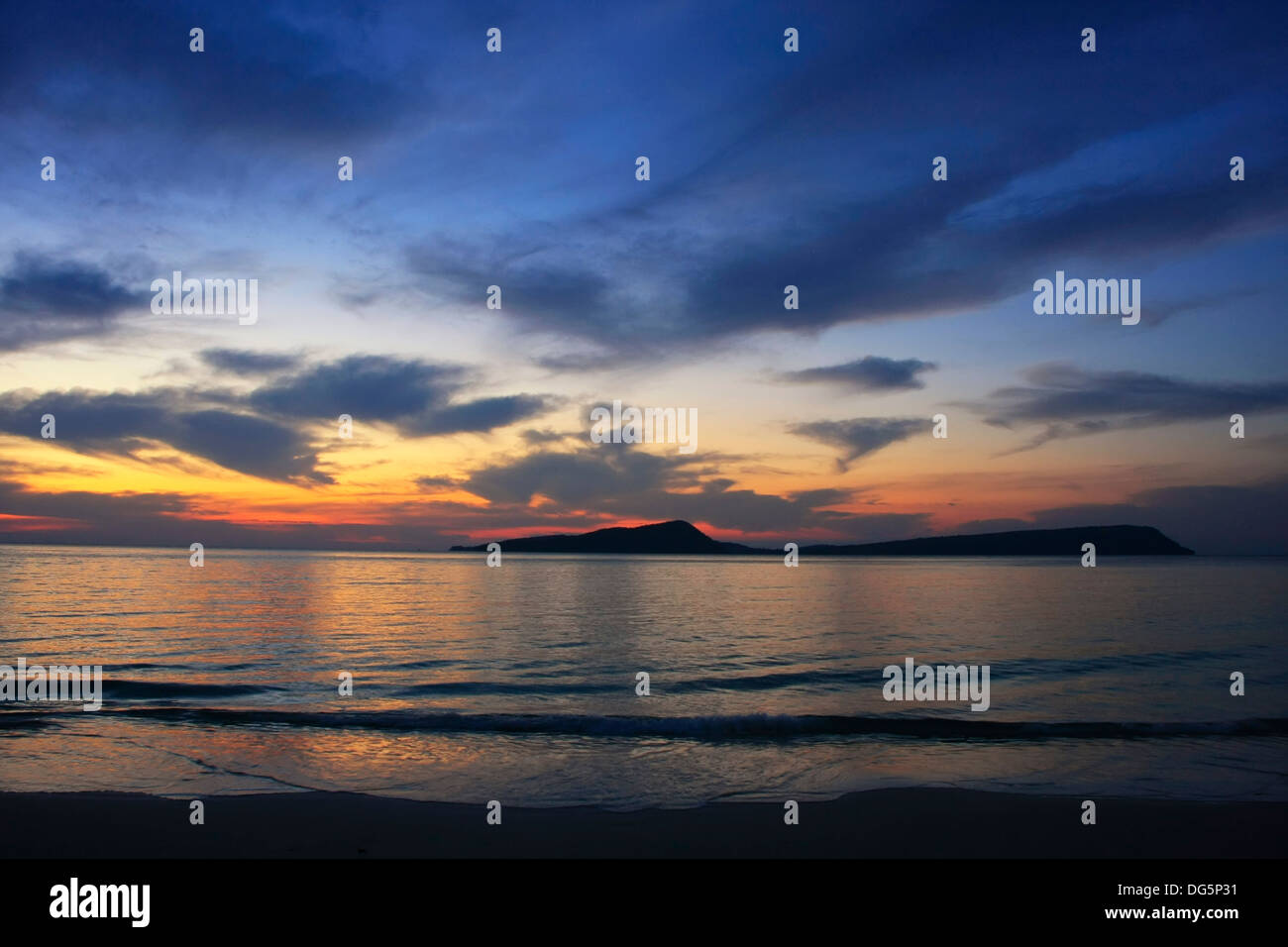 Sunrise a Koh Rong isola, Cambogia, sud-est asiatico Foto Stock