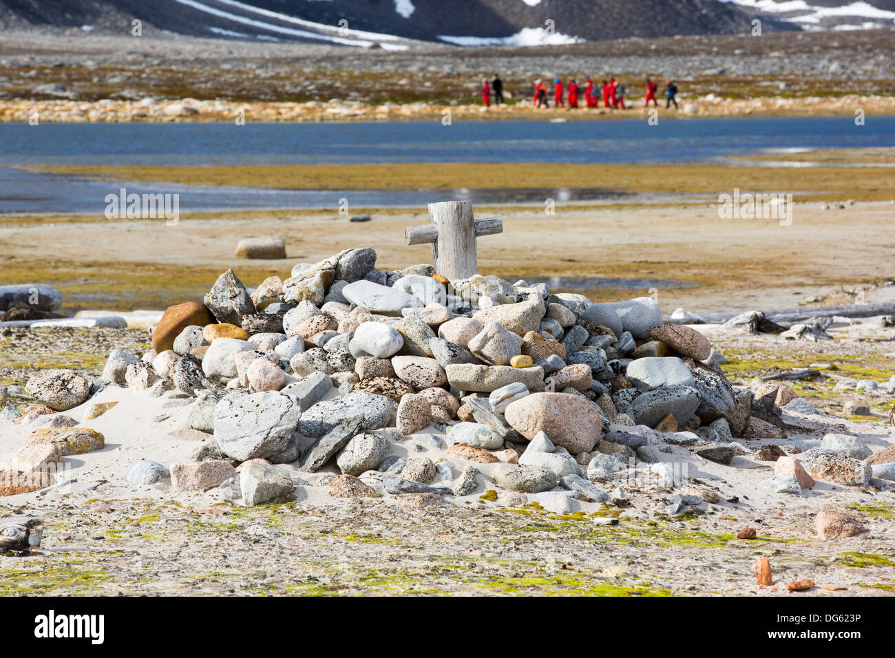 Rimane dell'industria baleniera presso Smeerenburg (79°44'N 011°04'e) su Albert 1 terreni su Spitzebergen, Svalbard. Foto Stock