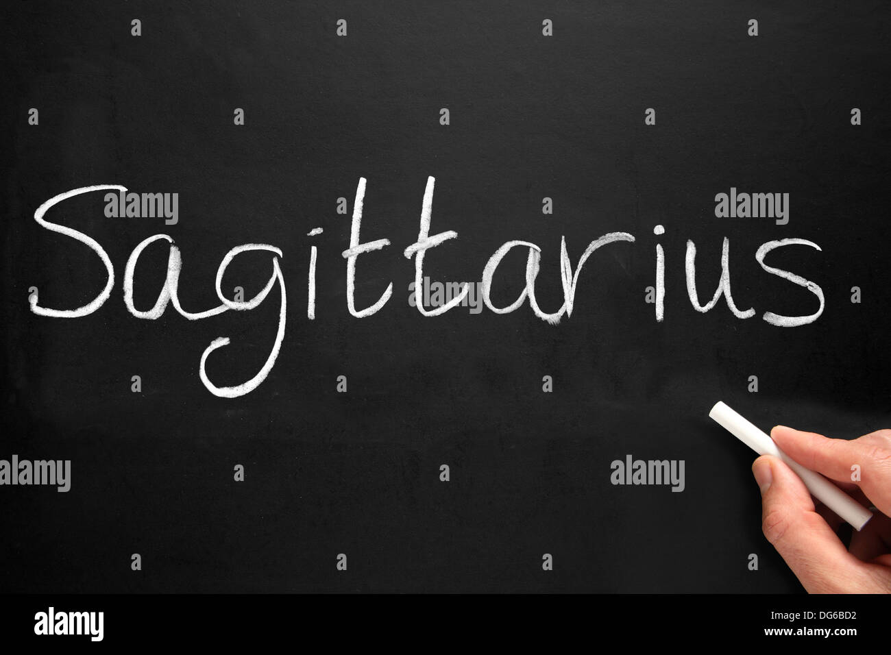 Sagittario star sign scritti su una lavagna. Foto Stock