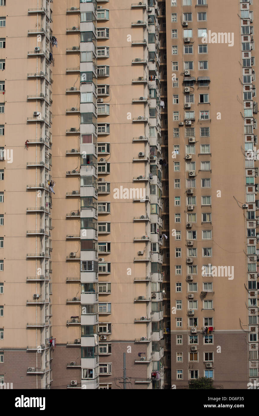 Vista urbano a edificio moderno windows e i dettagli di Shanghai Foto Stock