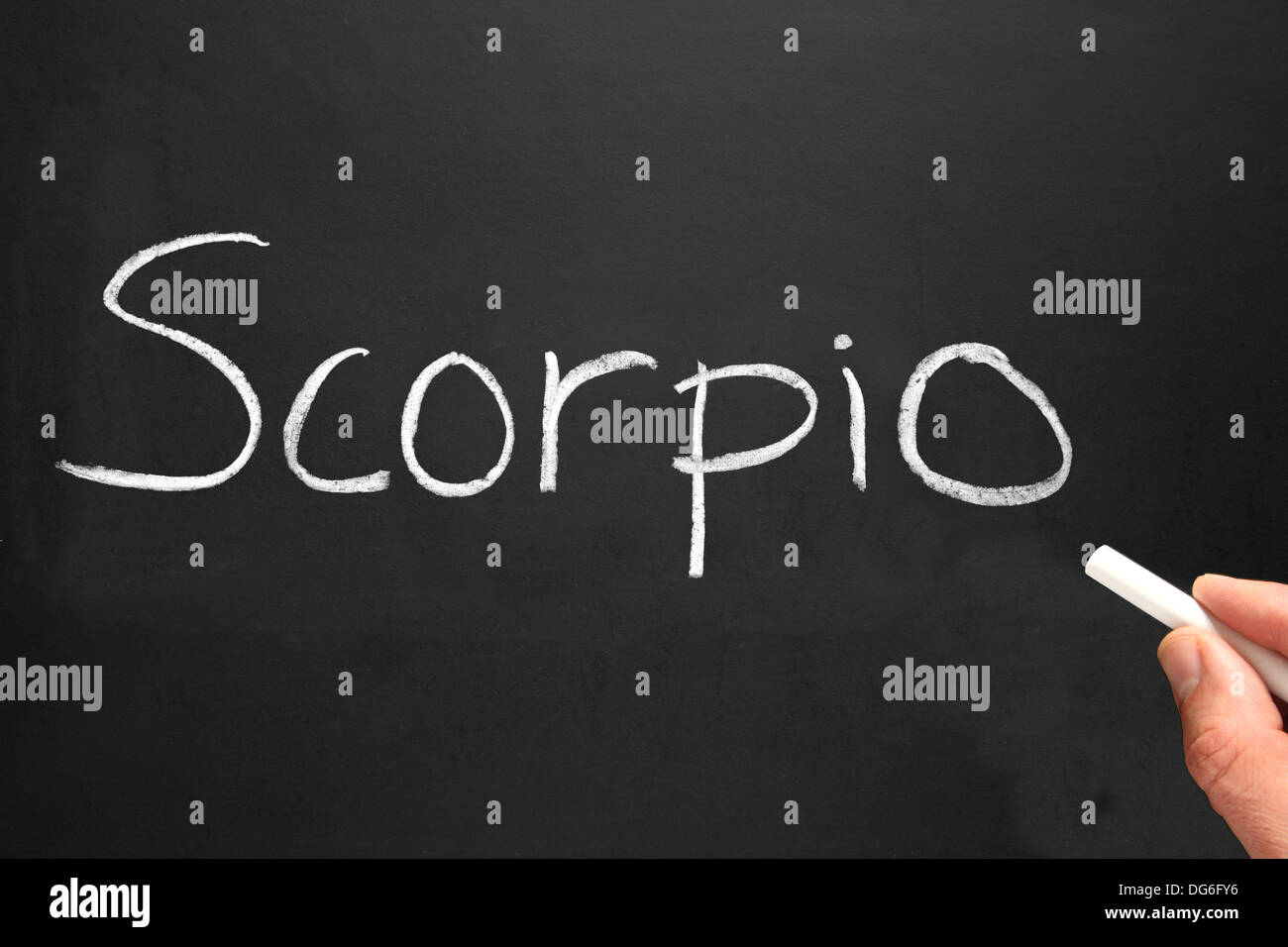 Sagittario star sign scritti su una lavagna. Foto Stock