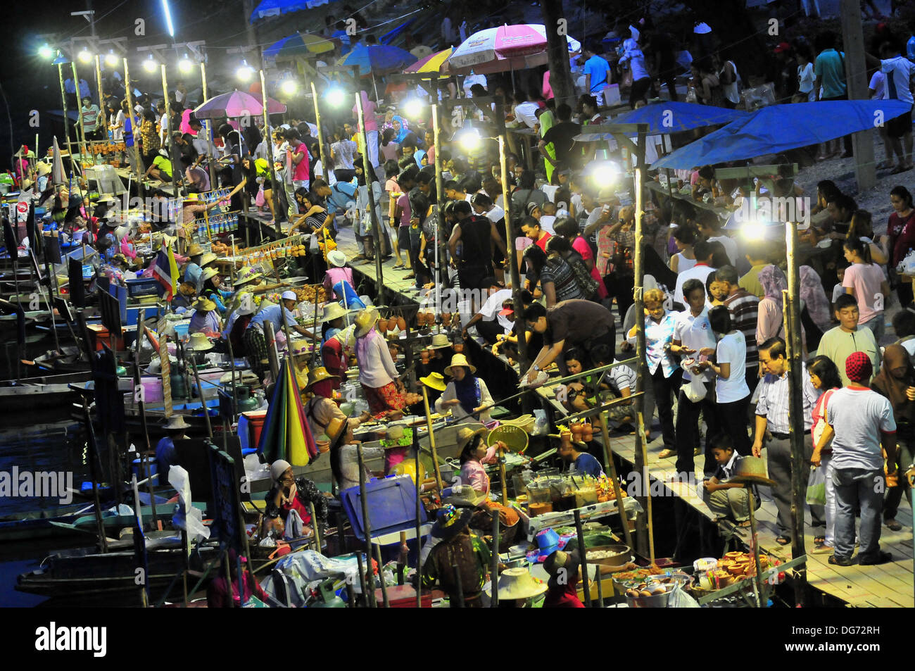 Thailandia Mercato Galleggiante - Klong Hae Mercato Galleggiante situato in Hat Yai distretto nel sud della Thailandia Foto Stock