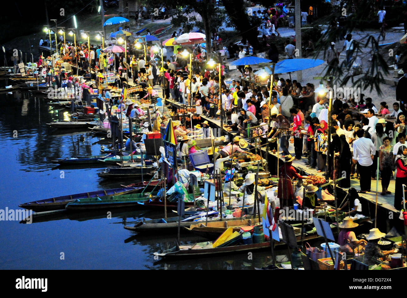Thailandia Mercato Galleggiante - Klong Hae Mercato Galleggiante situato in Hat Yai distretto nel sud della Thailandia Foto Stock