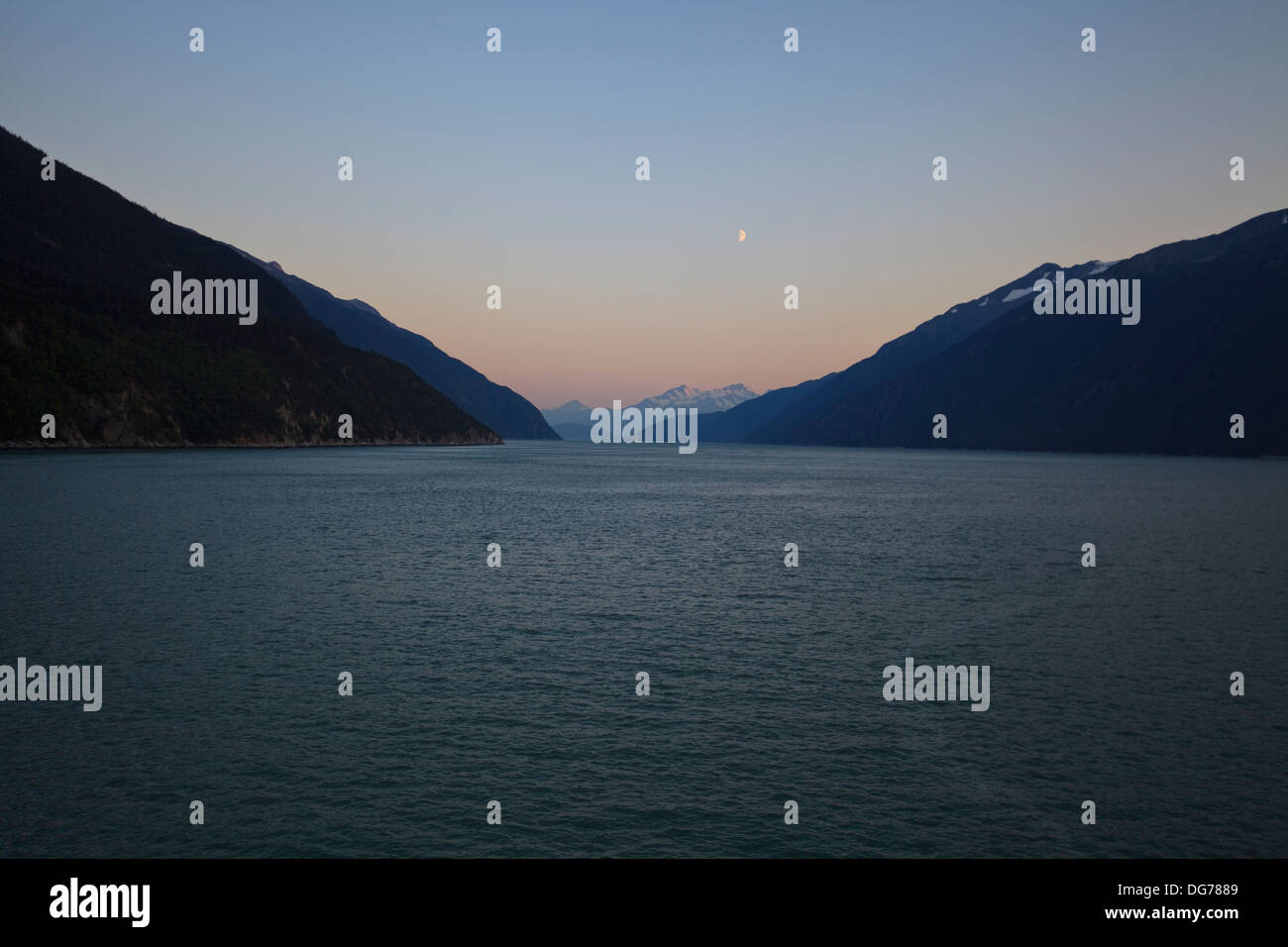 Vista da Skagway in Alaska, verso l'oceano aperto. Foto Stock