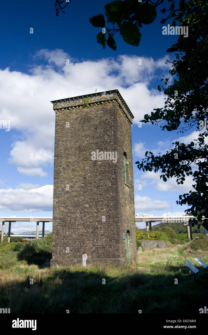 Accumulatore Brunel Tower, Briton Ferry, Neath Port Talbot, nel Galles del Sud. Foto Stock