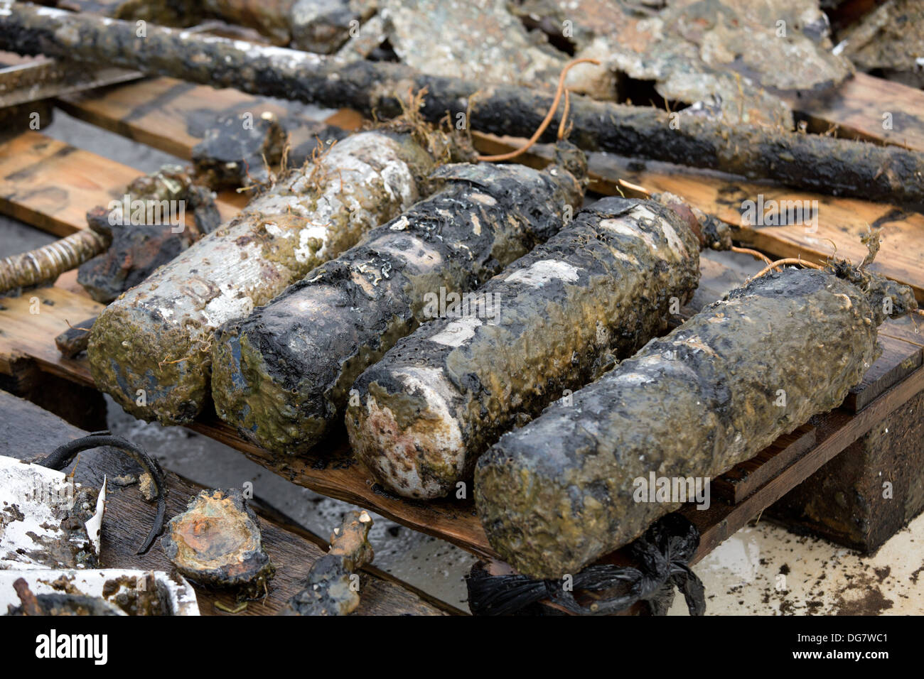 I resti della Dornier Do-17 bombardiere tedesco essendo conservata a Cosford Air Museum. Foto Stock