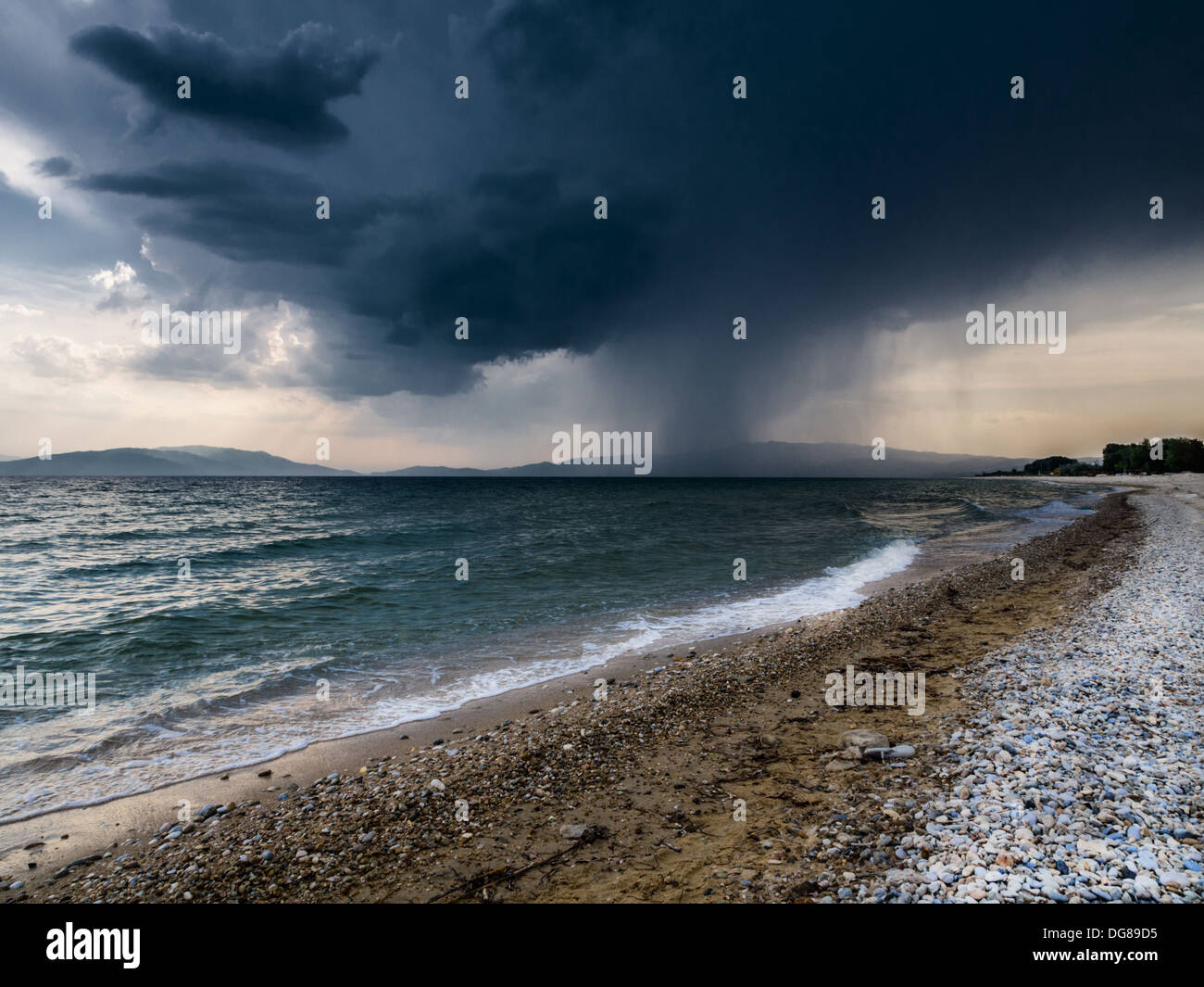 Tempesta all'orizzonte Foto Stock