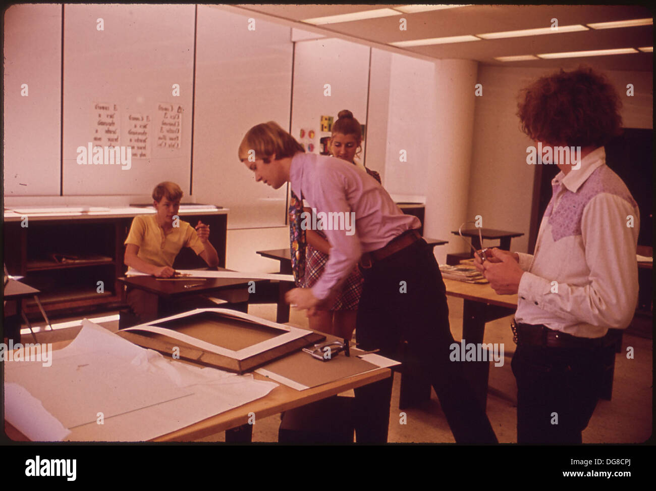 L'Art Department of Columbus East Senior High School di Columbus, Indiana, offre vari corsi creativi e progetti per studenti incentrati sull'educazione alle arti visive. Foto Stock