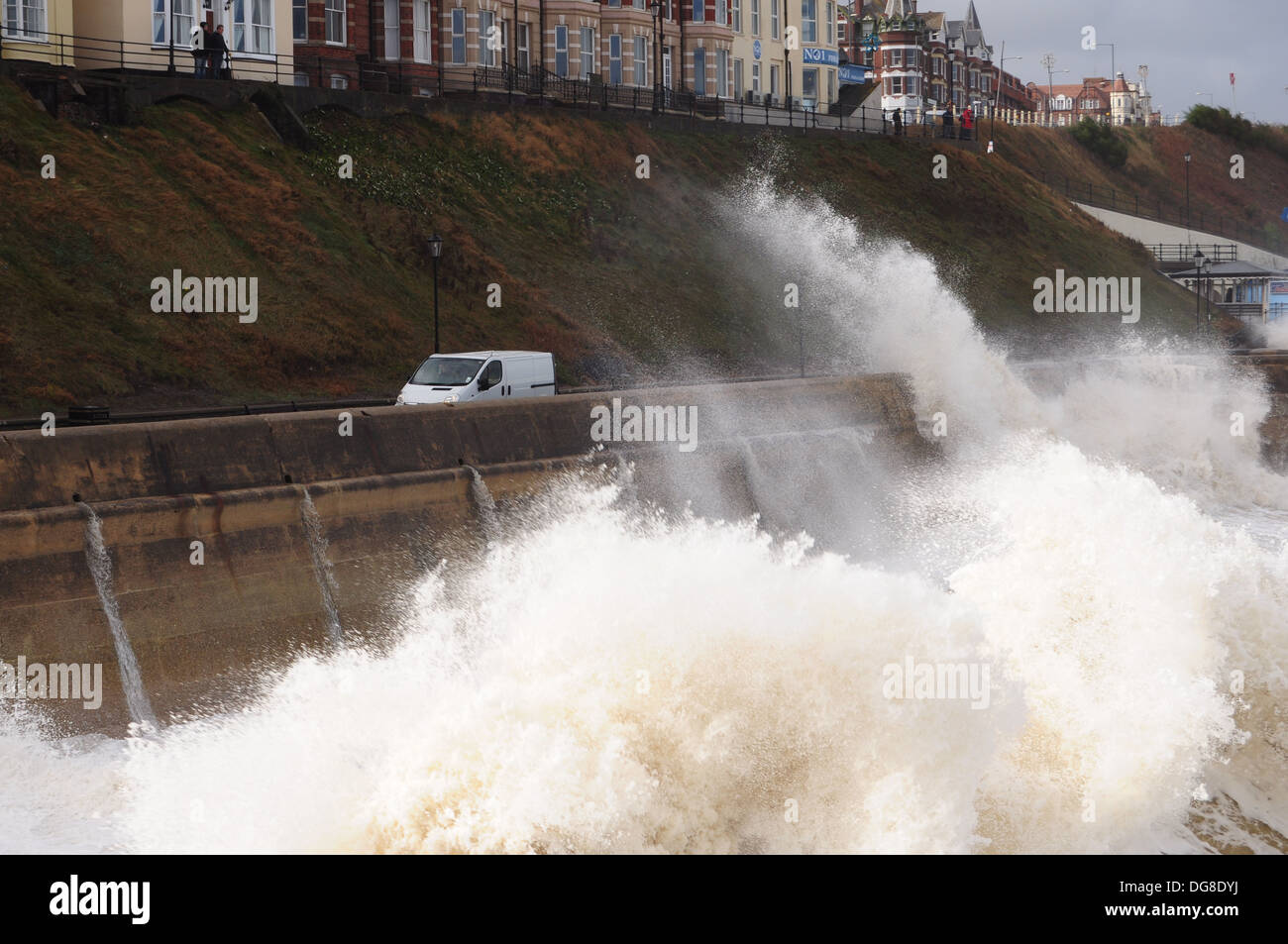 Mare mosso a Cromer, North Norfolk. Foto Stock