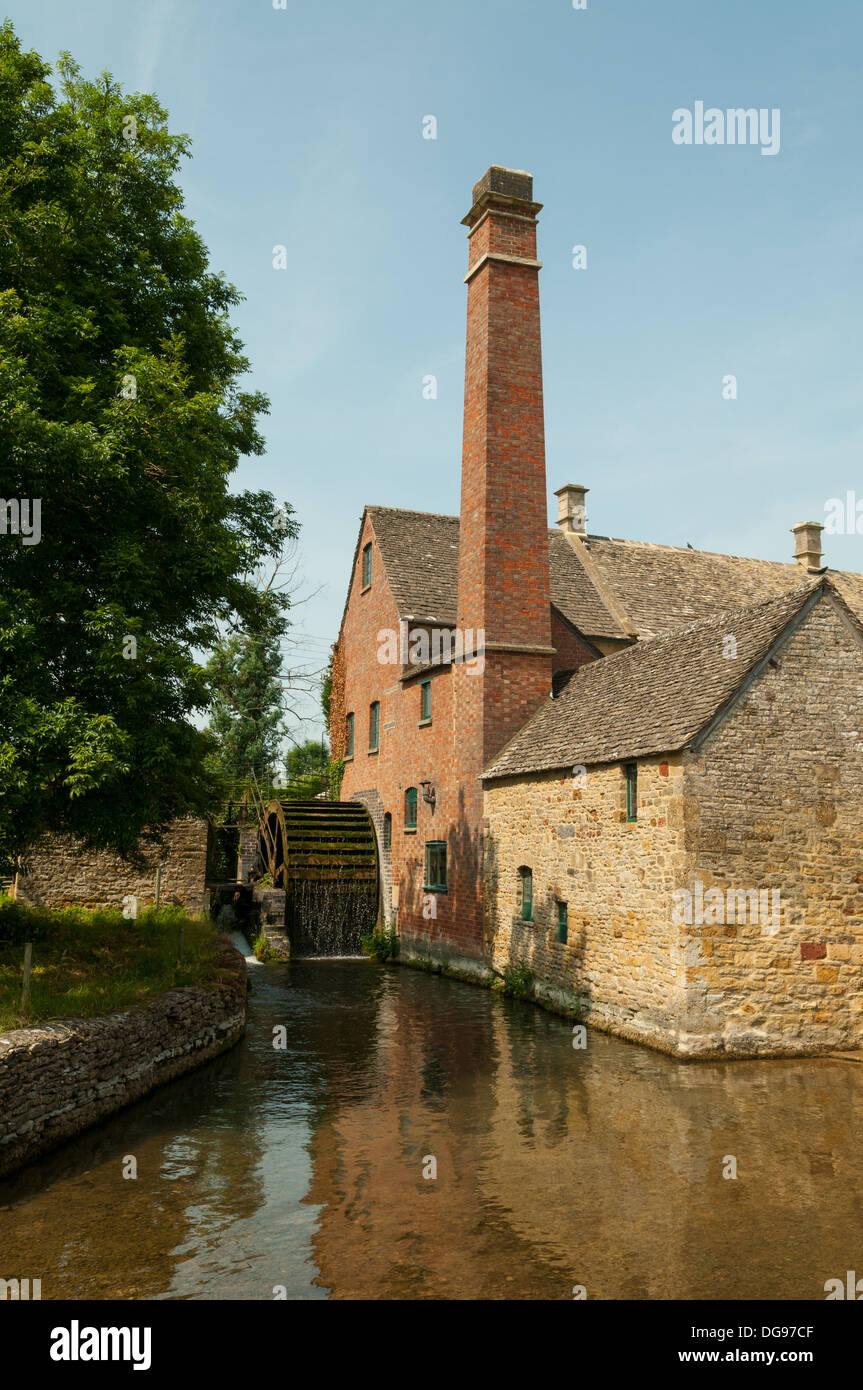 Il mulino a Lower Slaughter, Gloucestershire, Inghilterra Foto Stock
