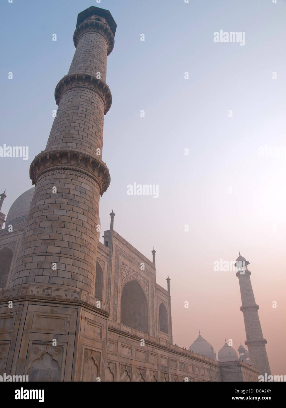 Il bellissimo Taj Mahal al mattino, Agra - India Foto Stock