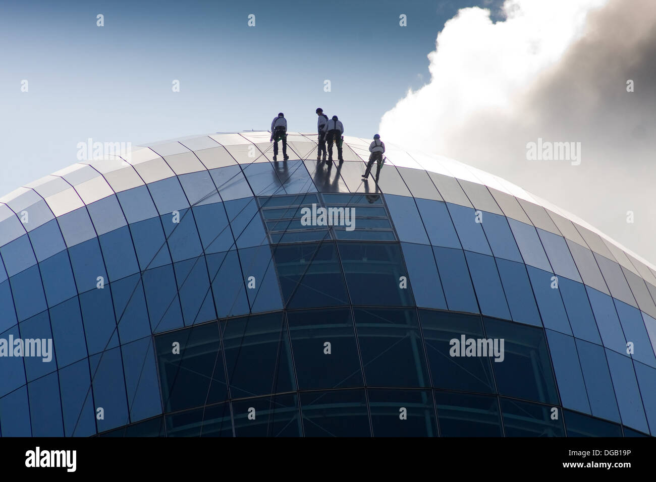 Detergenti per finestre calata giù Il Sage Gateshead, Foto Stock