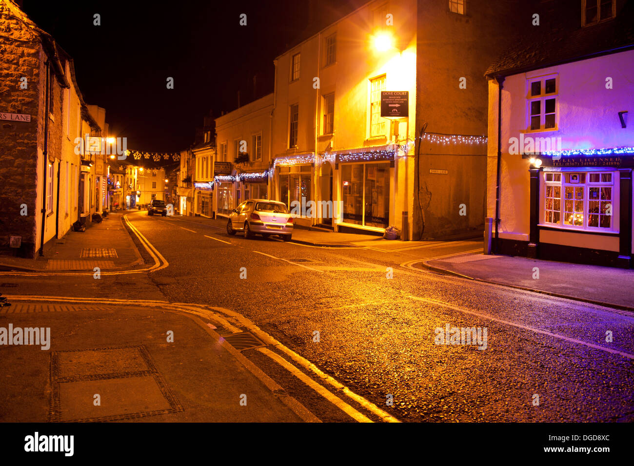 Faringdon centro città in un freddo inverno di sera Foto Stock
