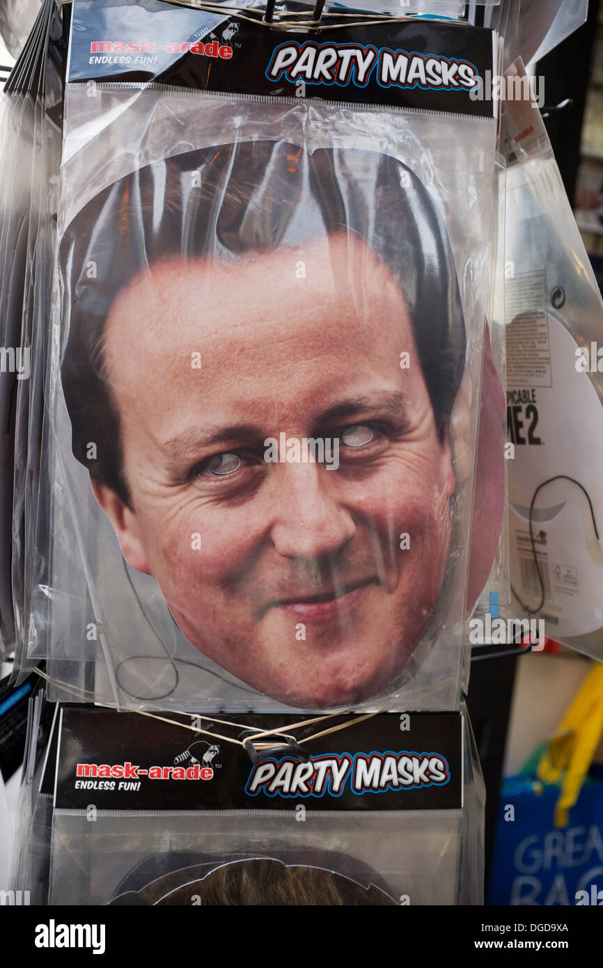 David Cameron parte maschera facciale Foto Stock