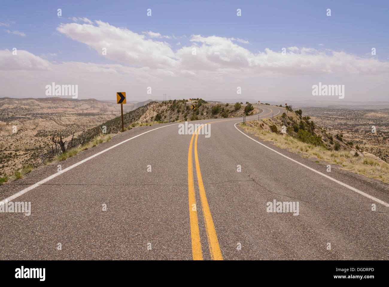 Strada lungo le cime, Hogback Ridge, Scenic Byway 12, Utah, Stati Uniti d'America Foto Stock