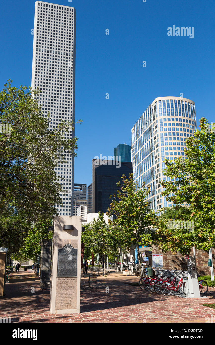 I grattacieli di Downtown Market Square Houston Texas USA Foto Stock