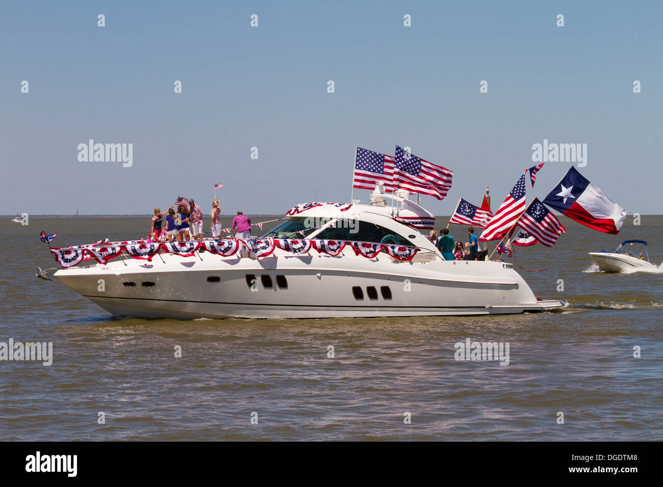 Decorate motori barca passato durante la benedizione della flotta festival al Kemah Boardwalk Texas Foto Stock