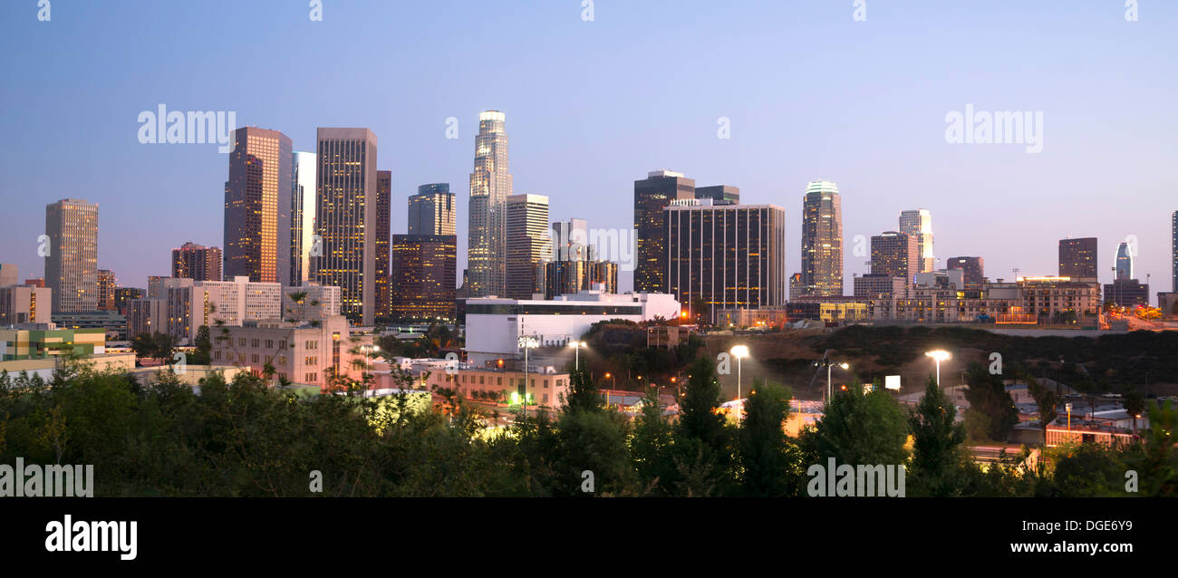 Los Angeles Skyline Downtown al crepuscolo Foto Stock