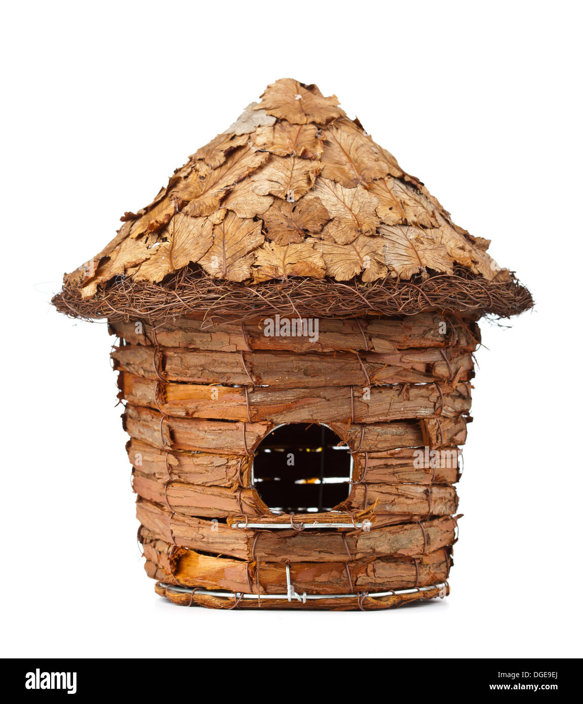 Birdhouse in legno su uno sfondo bianco Foto Stock
